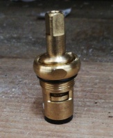 Кран-букса керамика М18*1 квадрат 7*7